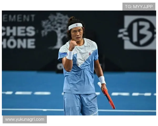 张之臻红土首轮三盘惜败世界二十一